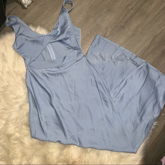 Princess Polly BEAU MIDI DRESS BABY BLUE Size 4 - Picture 5 of 9